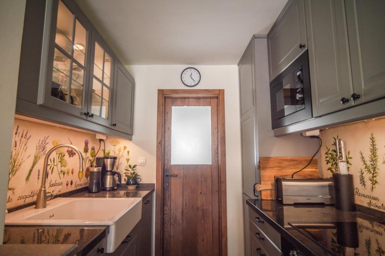 Kuninez, Holiday Home With Summer Kitchen Most Na Soci Bagian luar foto